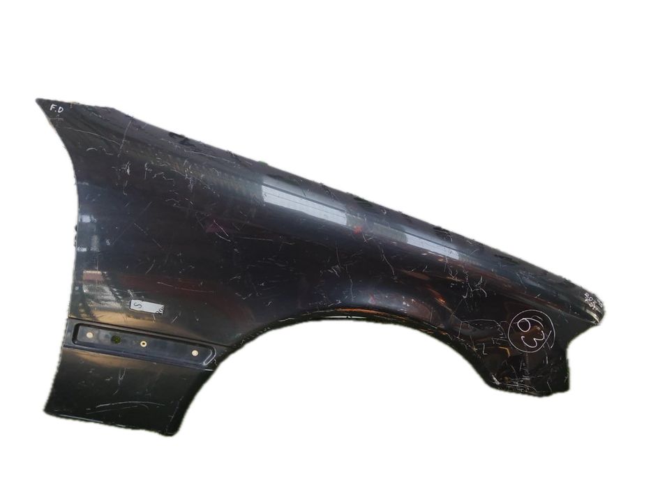 Guarda-lamas direito MERCEDES-BENZ Classe C (W202)