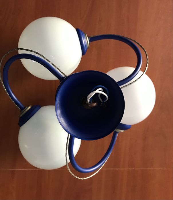 Żyrandol na trzy żarówki Niebieski