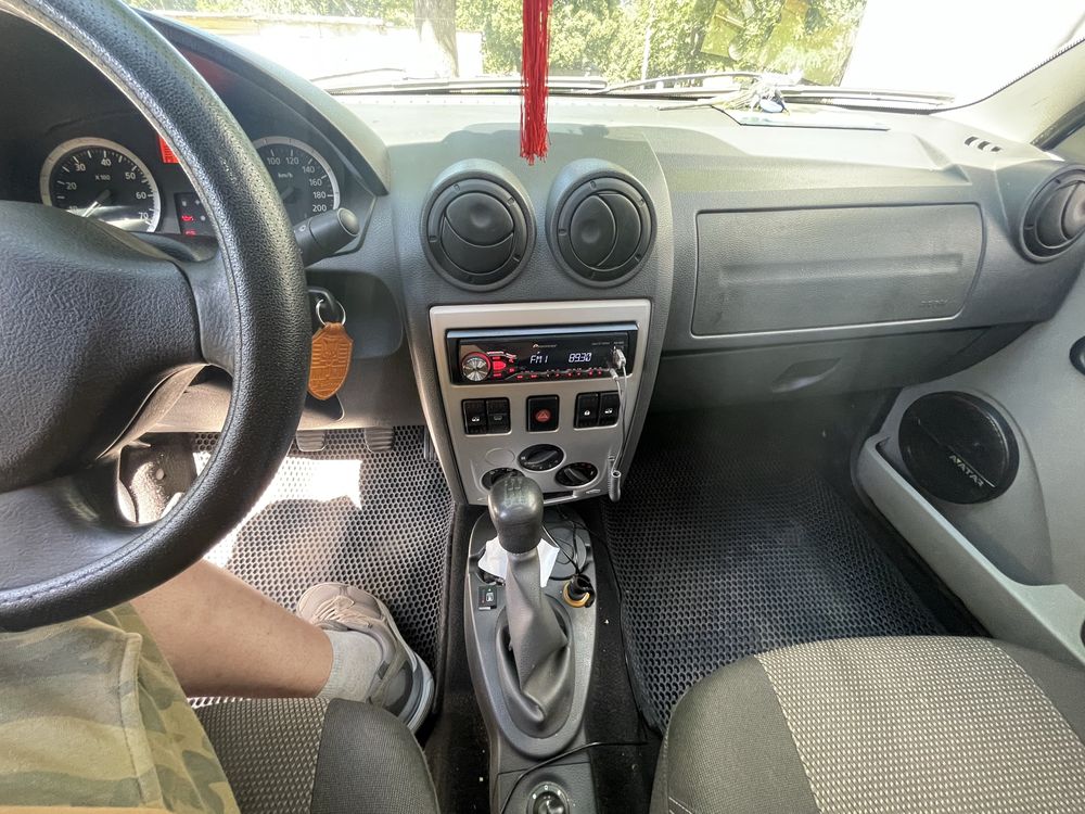 Dacia Logan 2006