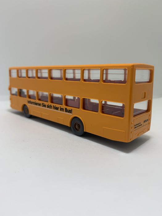 Autocarro MAN SD 200 da Wiking escala 1/87