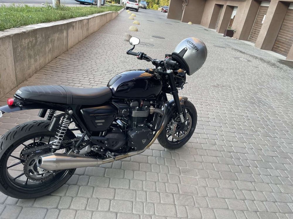 Triumph speed twin 1200
