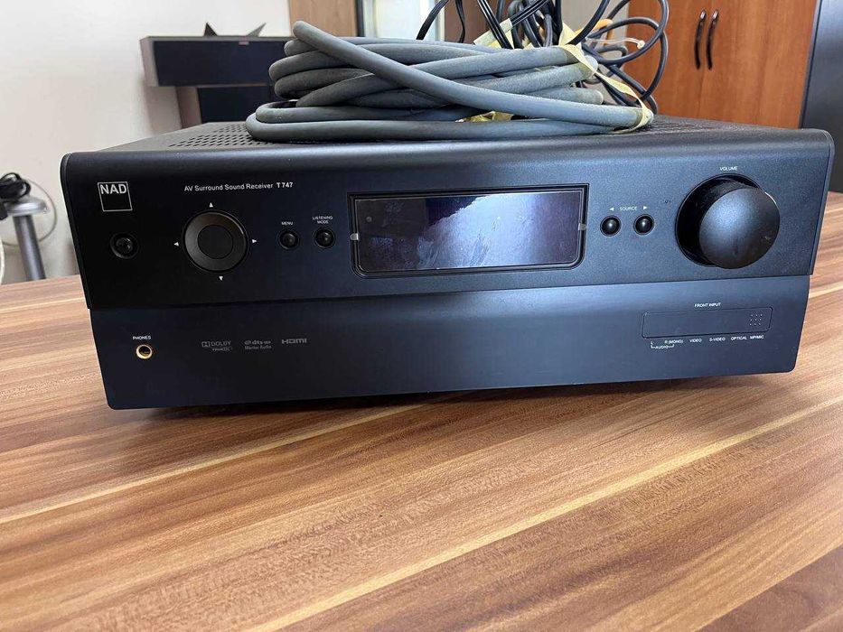 AV Surround Sound Receiver NAD T747
