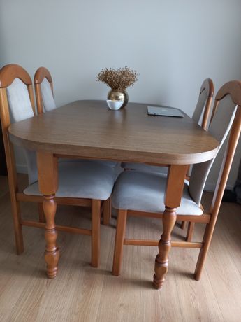 komplet stół+4 krzesła