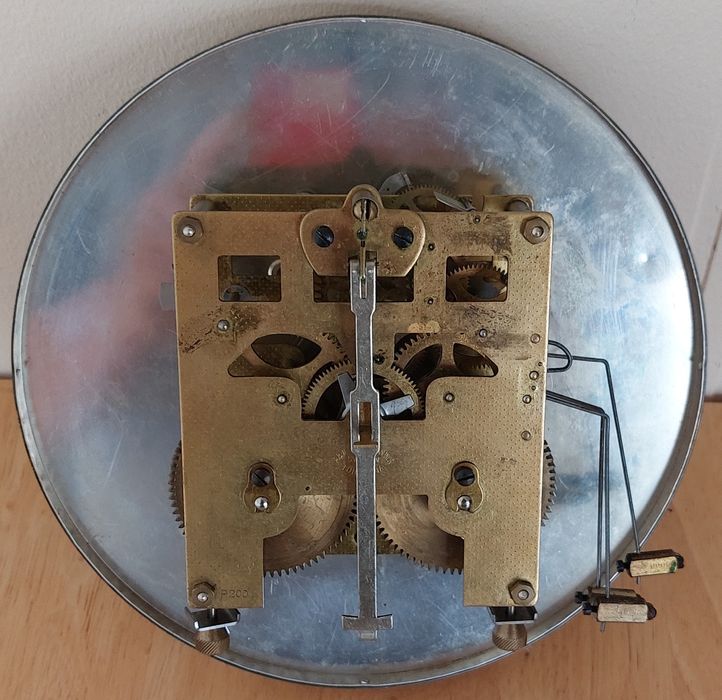 Westerstrand wiszący zegar mechaniczny.