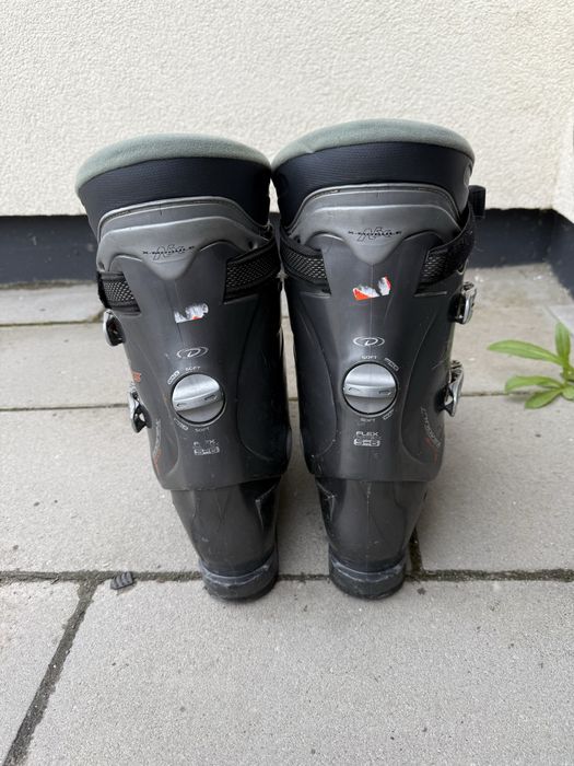 Продам лижі, черевики до них