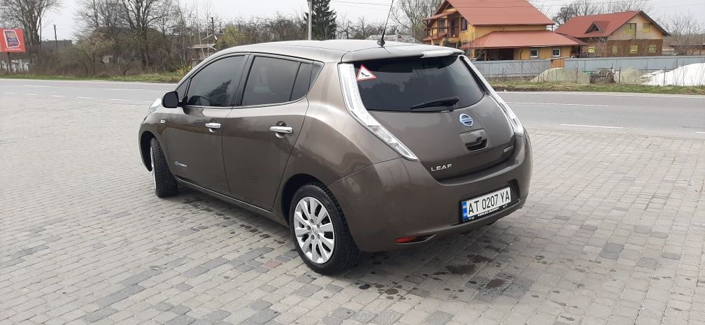 Nissan Leaf 2016р.в 24KWh 2WD