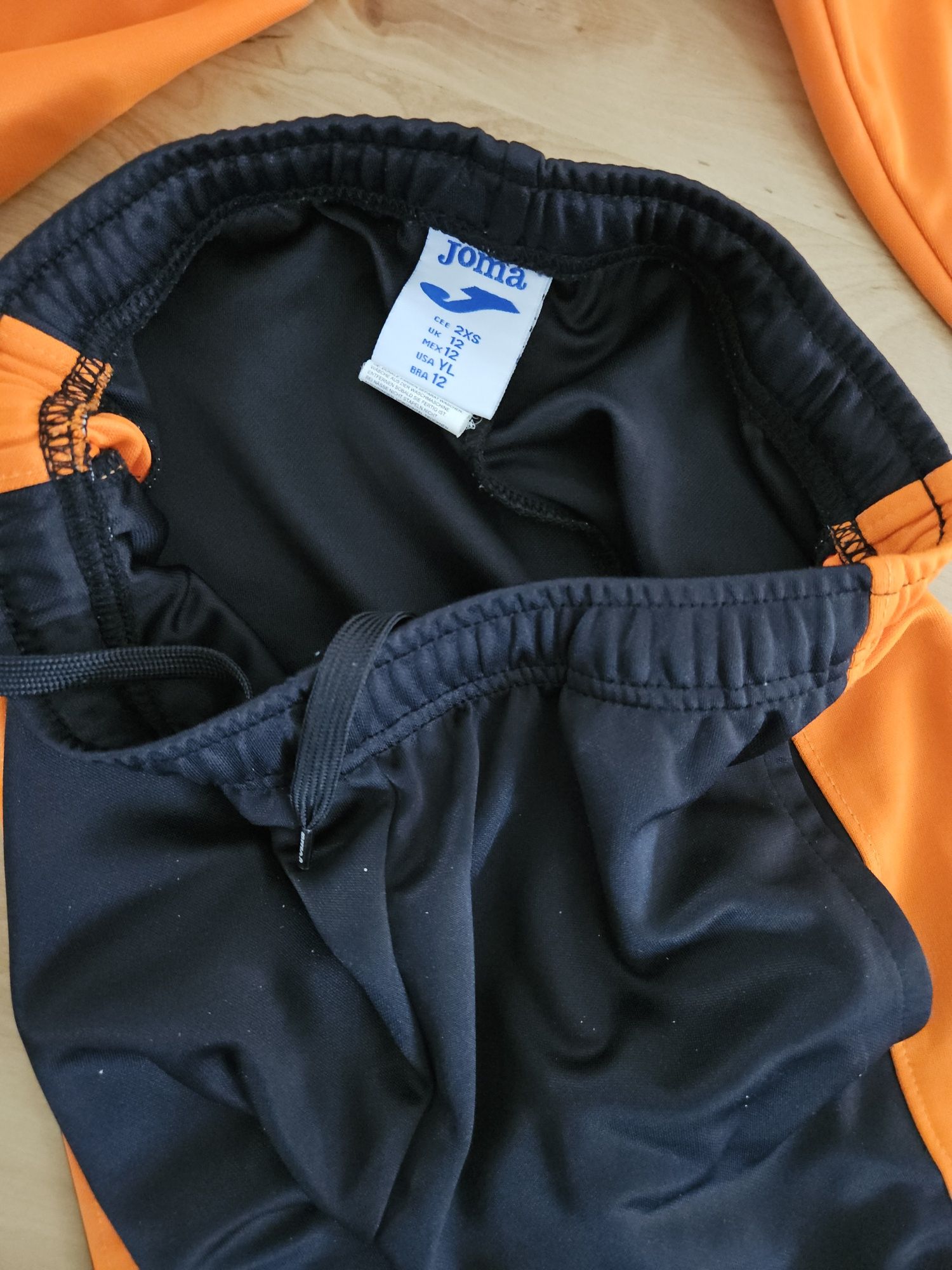 Dres Akademia Reissa 2XS (bluza + spodnie)