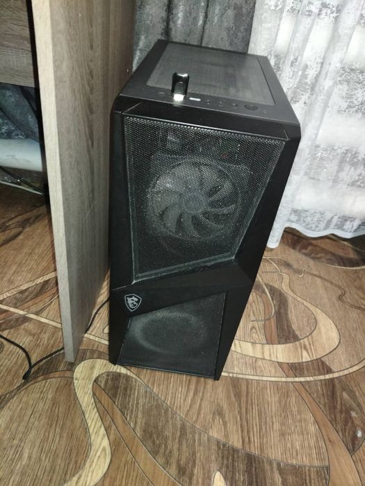 Продам настільний комп'ютер