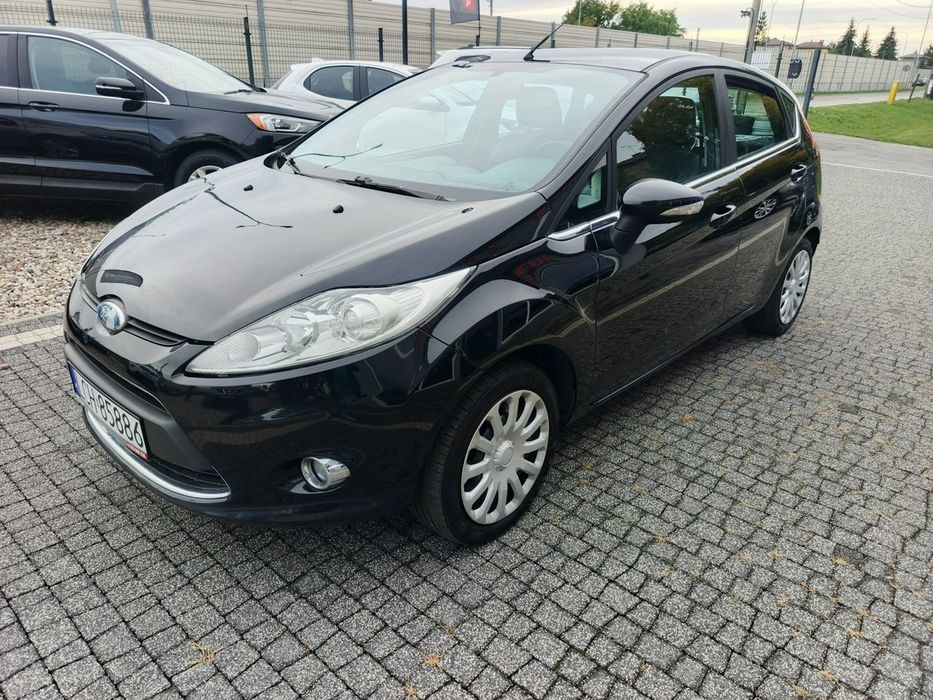 Ford Fiesta Ślicznotka Titanium mały przebieg