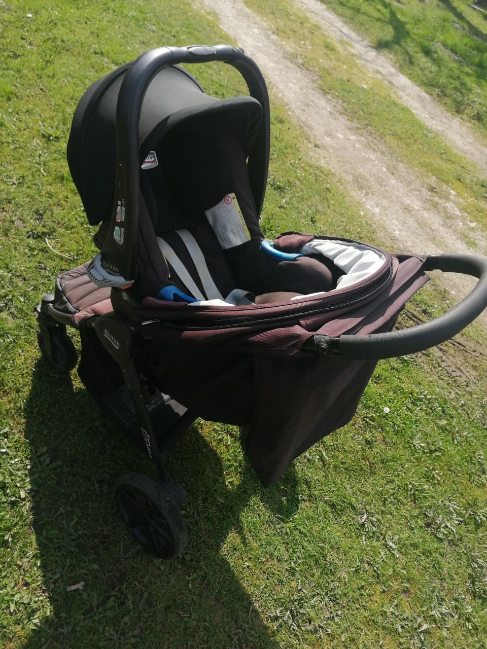 Wózek spacerowy britax b-agile + nosidełko britax