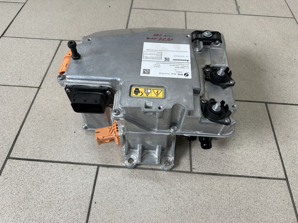BMW i4 g26 ix g60 g70 модуль зарядки батареї бмв г26 г70 x1 u11