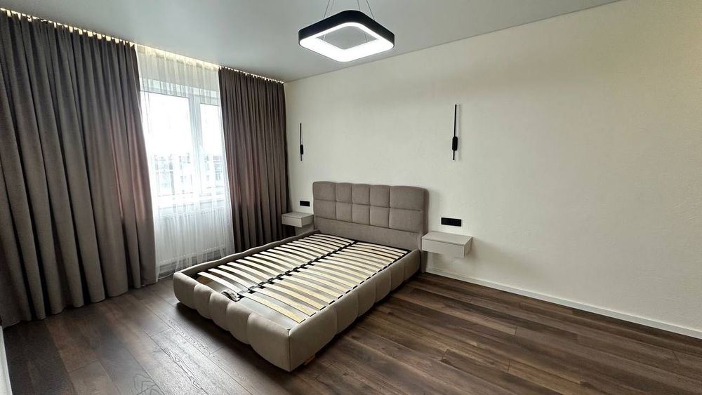 Продаж 1 км квартири в спальному районі міста