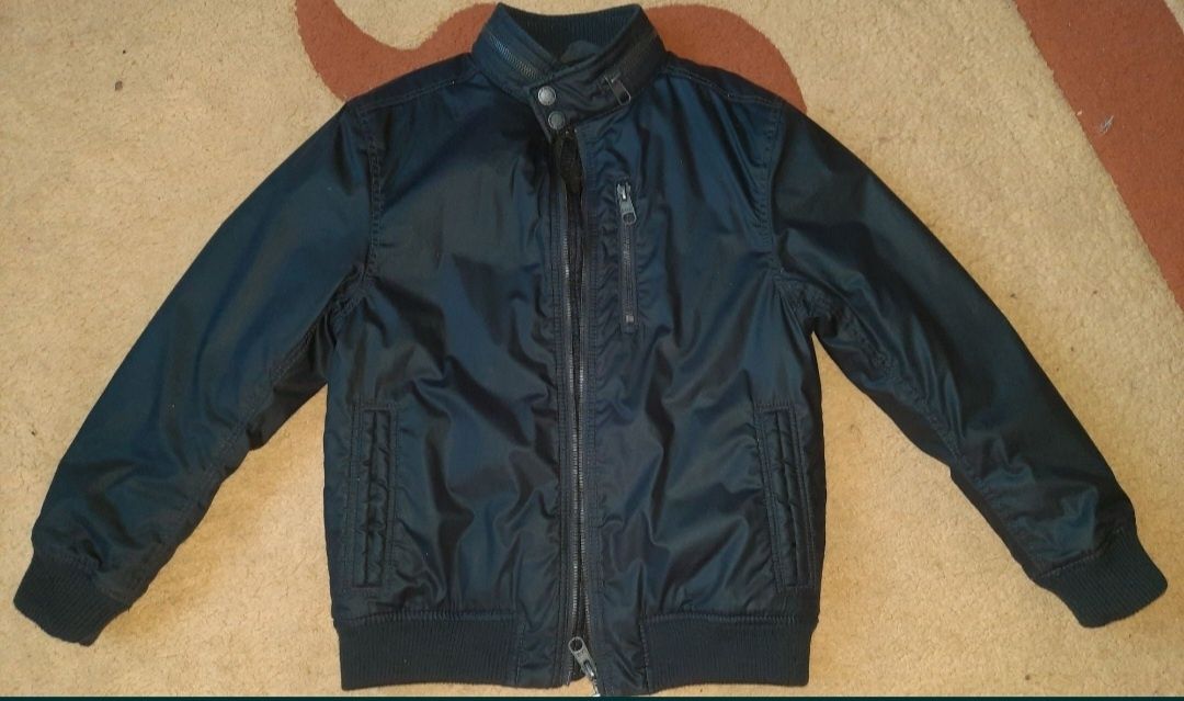 Весняно-осіння фірмова курточка H&М розмір 134 і безрукавочка 140