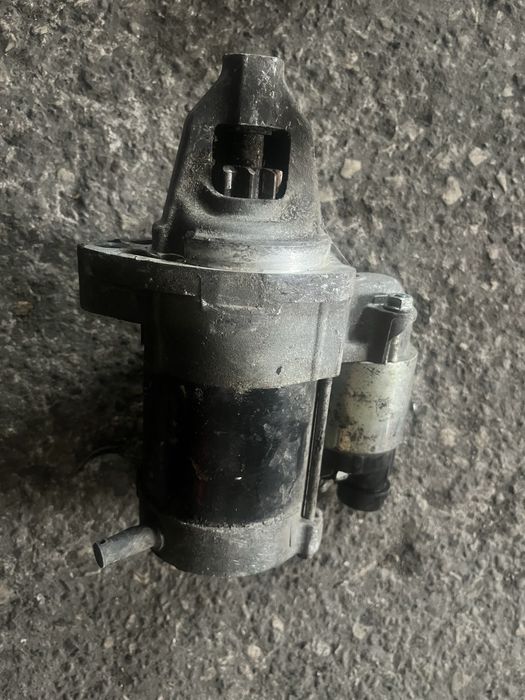 Honda Jazz 1.4 - rozrusznik