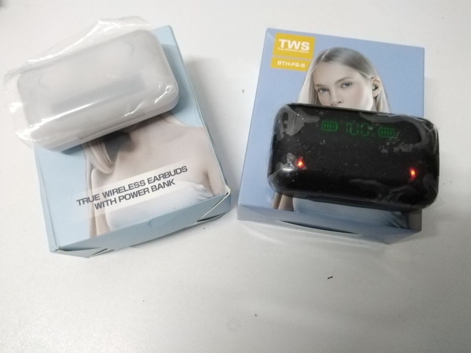 Phones Bluetooth, novos na caixa