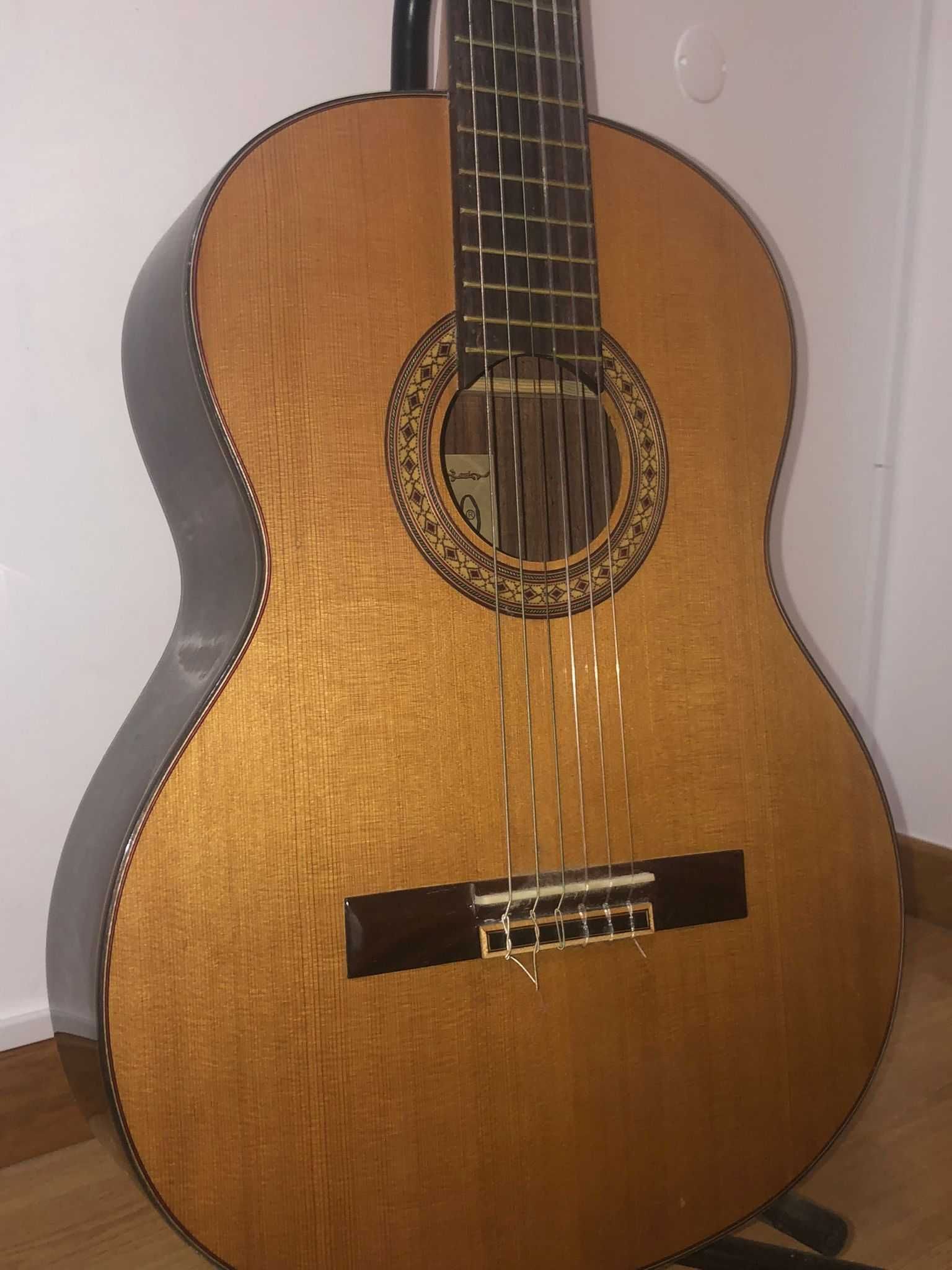 Guitarra Clássica, 2a mão - Pablo Romero