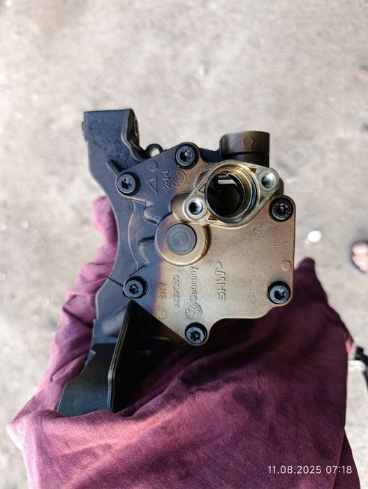 Масляный насос 1.4 tsi bmy