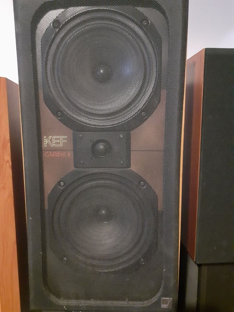 Colunas Kef Carina II