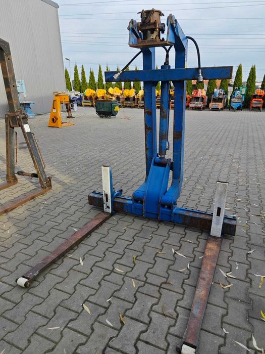 Widły hydrauliczne obrotowe Kinshofer KM459 do palet płyt kartonowych