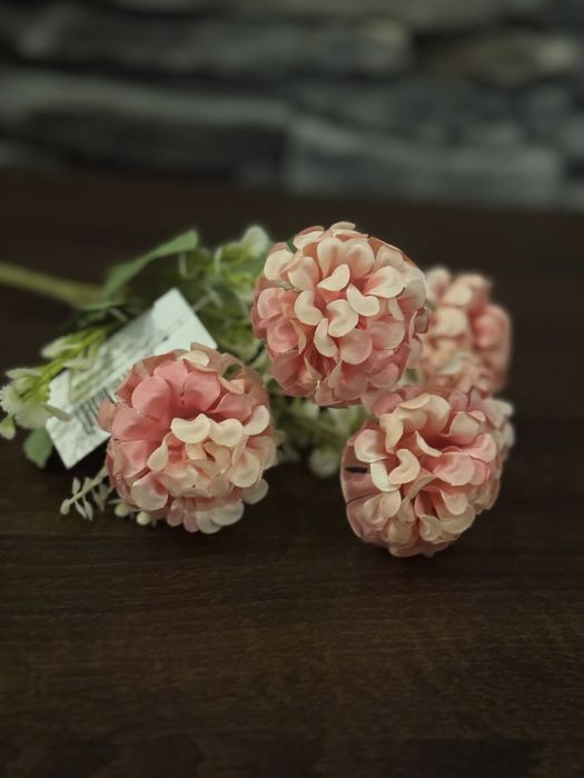 Bukiet sztucznych kwiatków 48tknkw