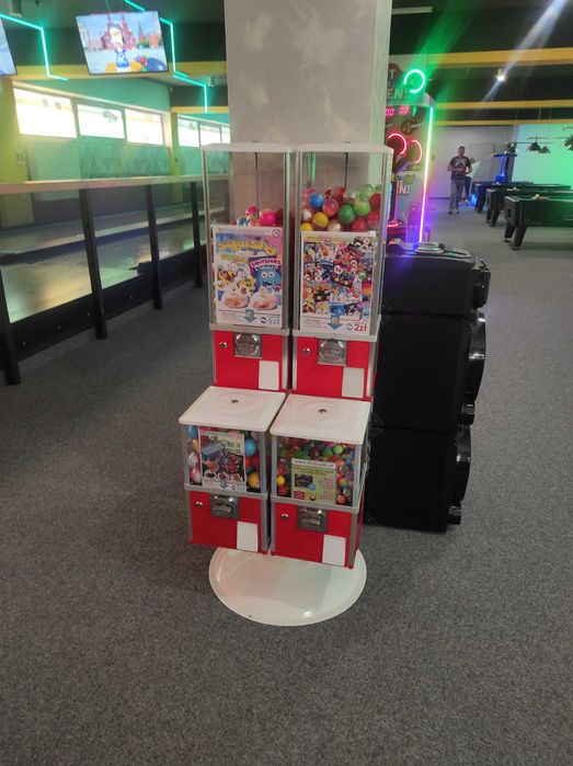 Automat sprzedający kulki piłki zabawki Współpraca dodatkowy zysk