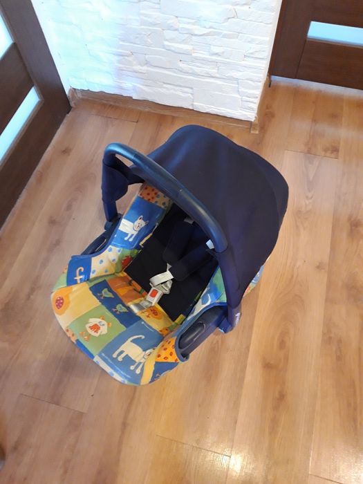 Nosidelko Maxi Cosi