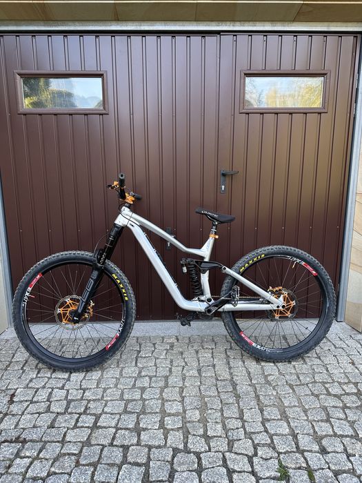 Dartmoor Thunderbird FR Pro L 27,5” jibber rower enduro dh mtb