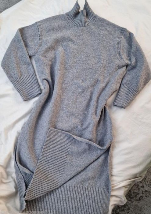 Вязаное тёплое платье оверсайз