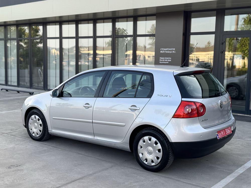 Свіжопригнаний Golf 5 TOUR 1.4mpi 2007рік
