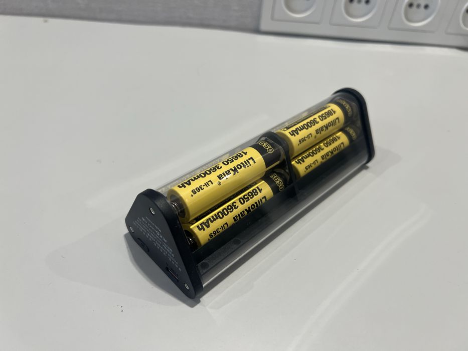 Повербанк c фонарем на элементах 18650 LiitoKala -  21000 / 29000 мАч