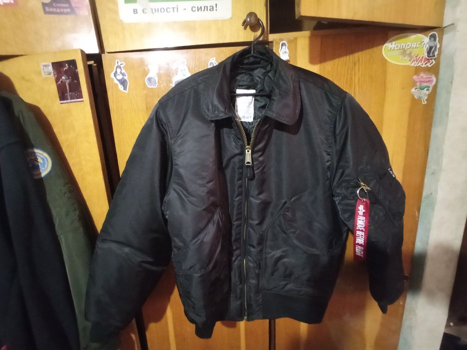 CWU 45 Alpha industries M 10/10