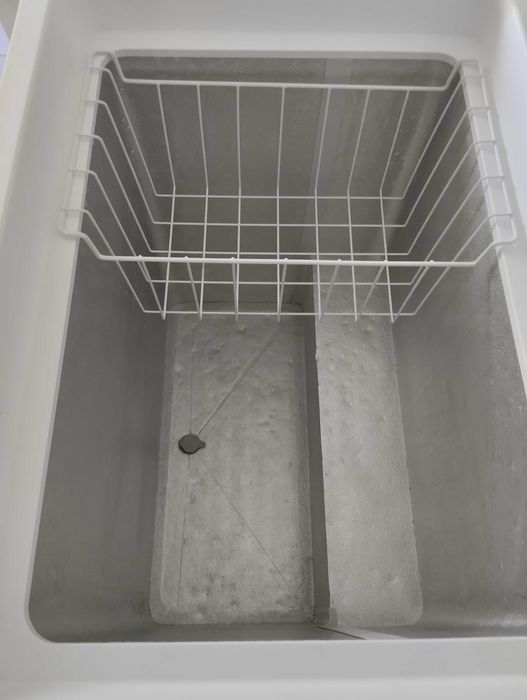 Arca Congeladora Whirlpool - 164 L - Branca