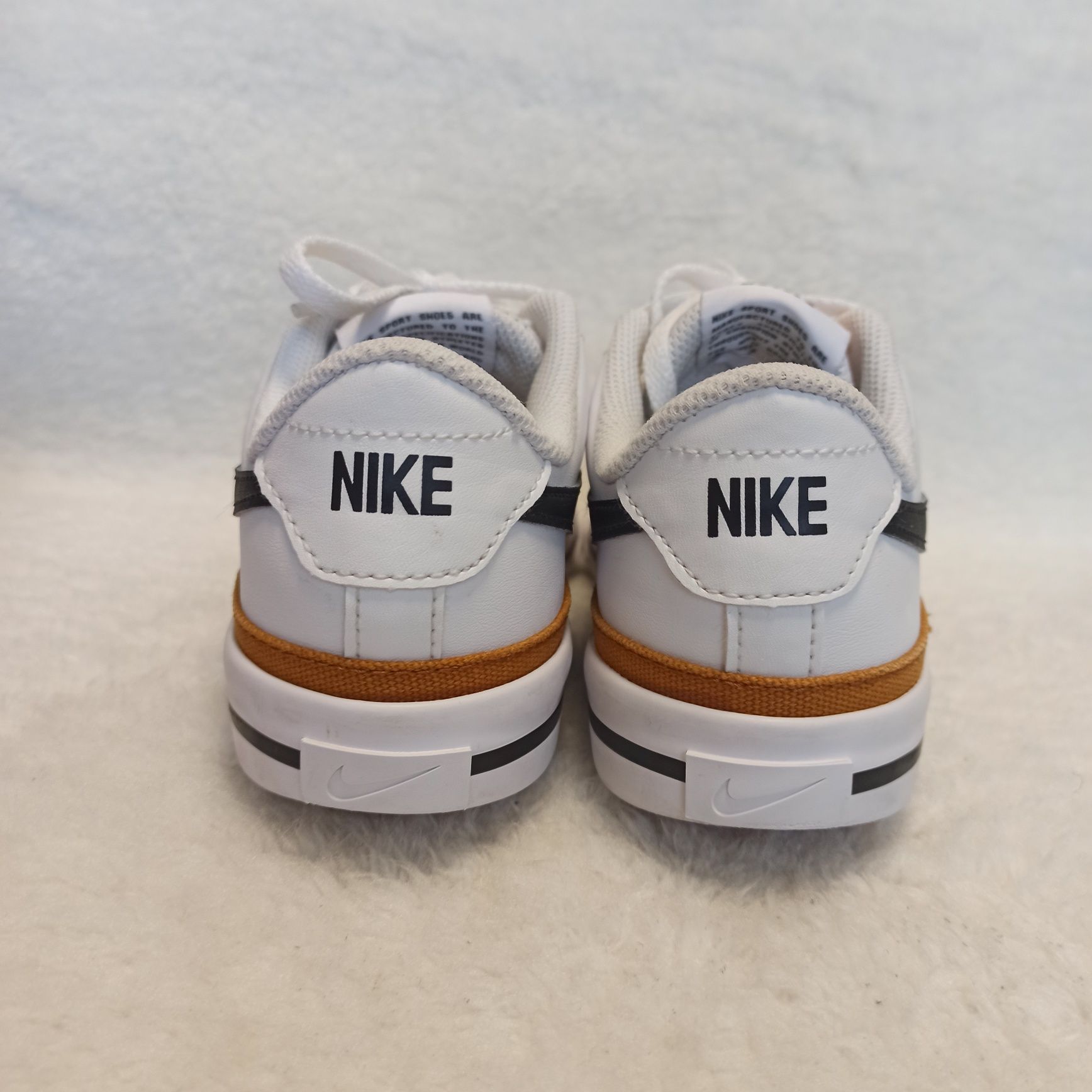 Оригінал NIKE кросівки,кеди для хлопчика,35.5 розмір, устілка 23 см