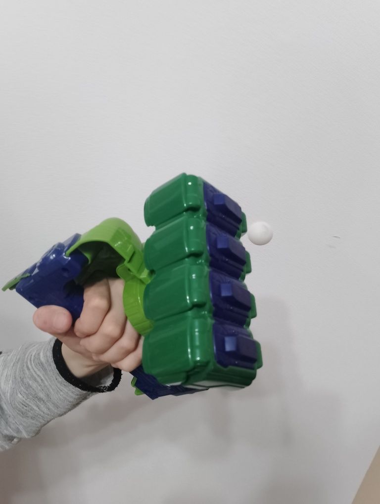 Zestaw pistoletów Nerf oraz x-shot