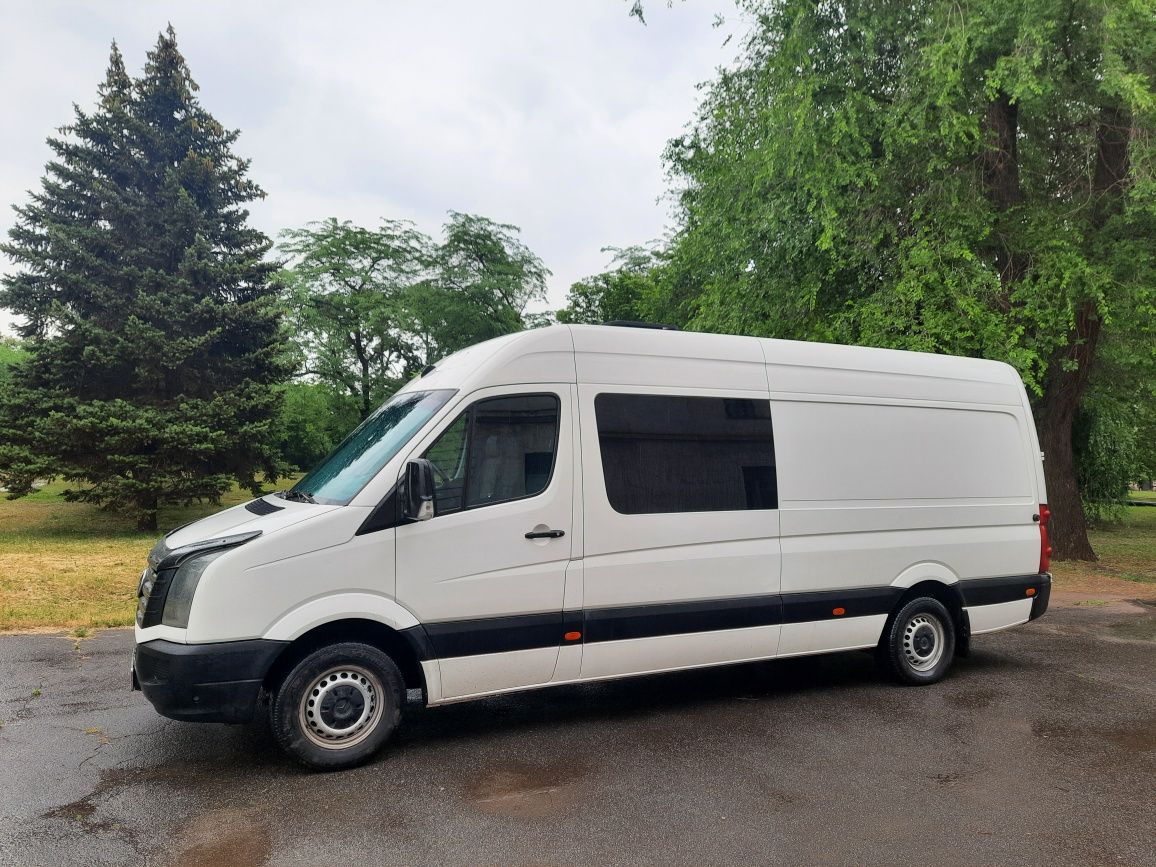 Продам Volkswagen crafter 9+спальное место 2016г.в