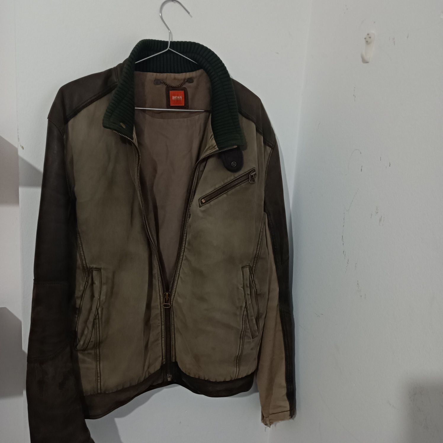 Casaco Pele HUGO BOSS (preço negociável)