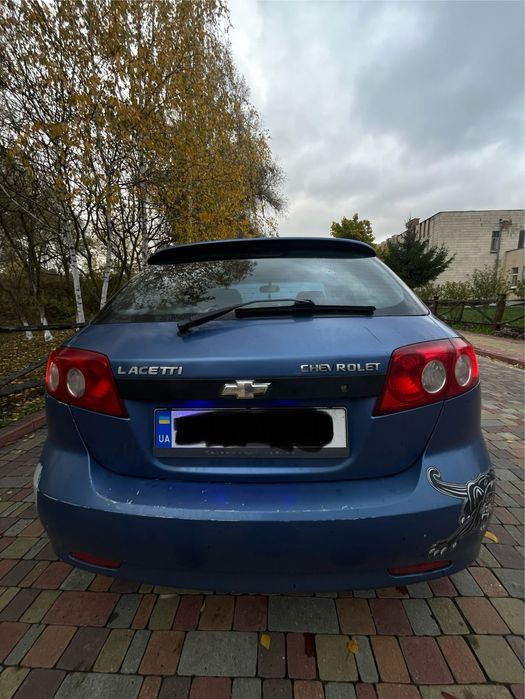 Продам Chevrolet Lacetti 1.6