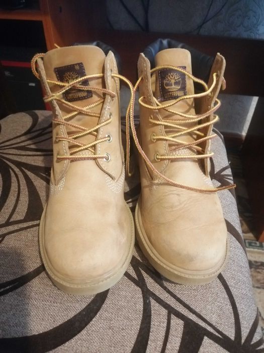 Шкіряні підліткові черевики timberland
