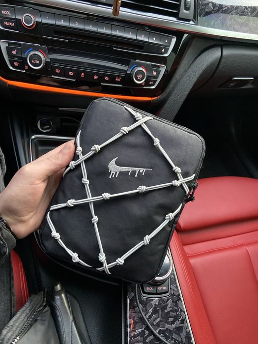 Сумка Nike Унісекс (Rezenu) месенджер через плече