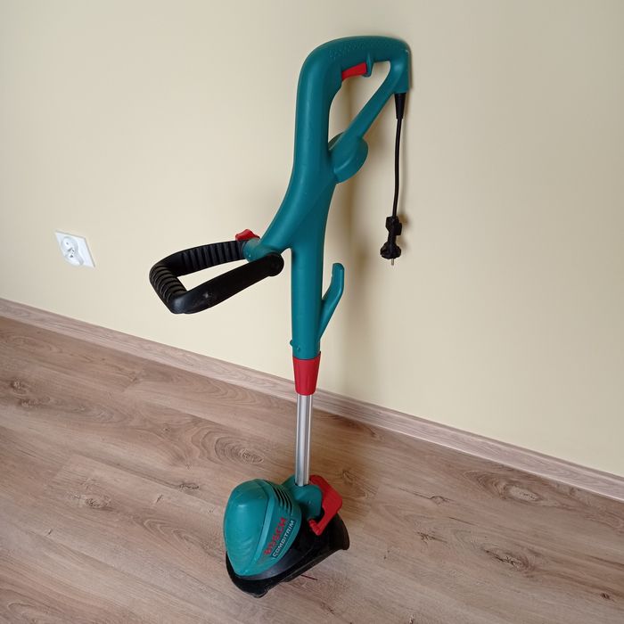 Podkaszarka  elektryczna  Bosch 450  Wat