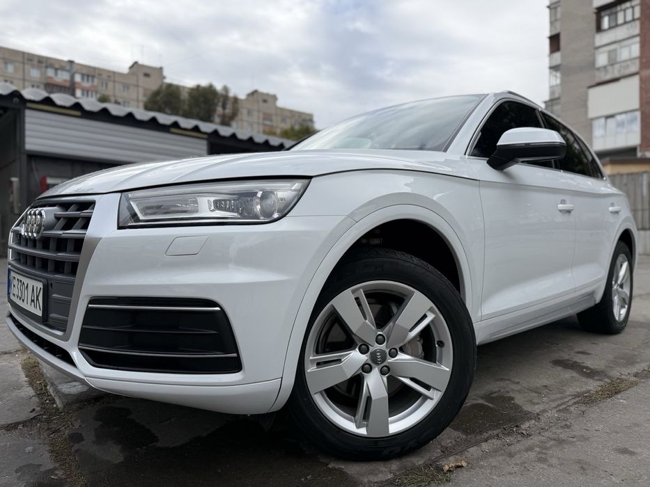 Продам AUDI Q5 2019