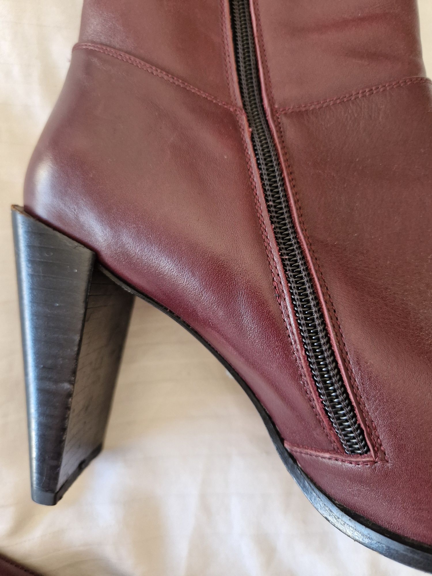 Botins em pele da Prof n. 39