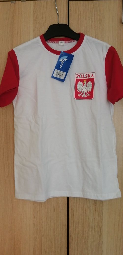 T-shirt dziecięcy 134cm NOWY