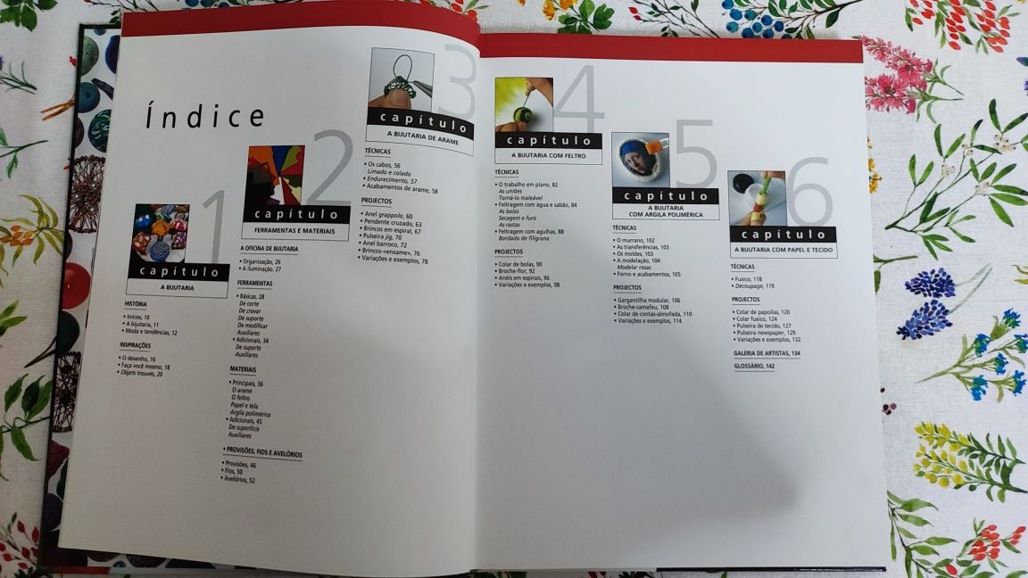 Livro Bijutaria.
