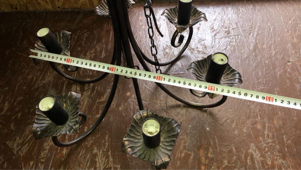 Люстра на 6 патронів