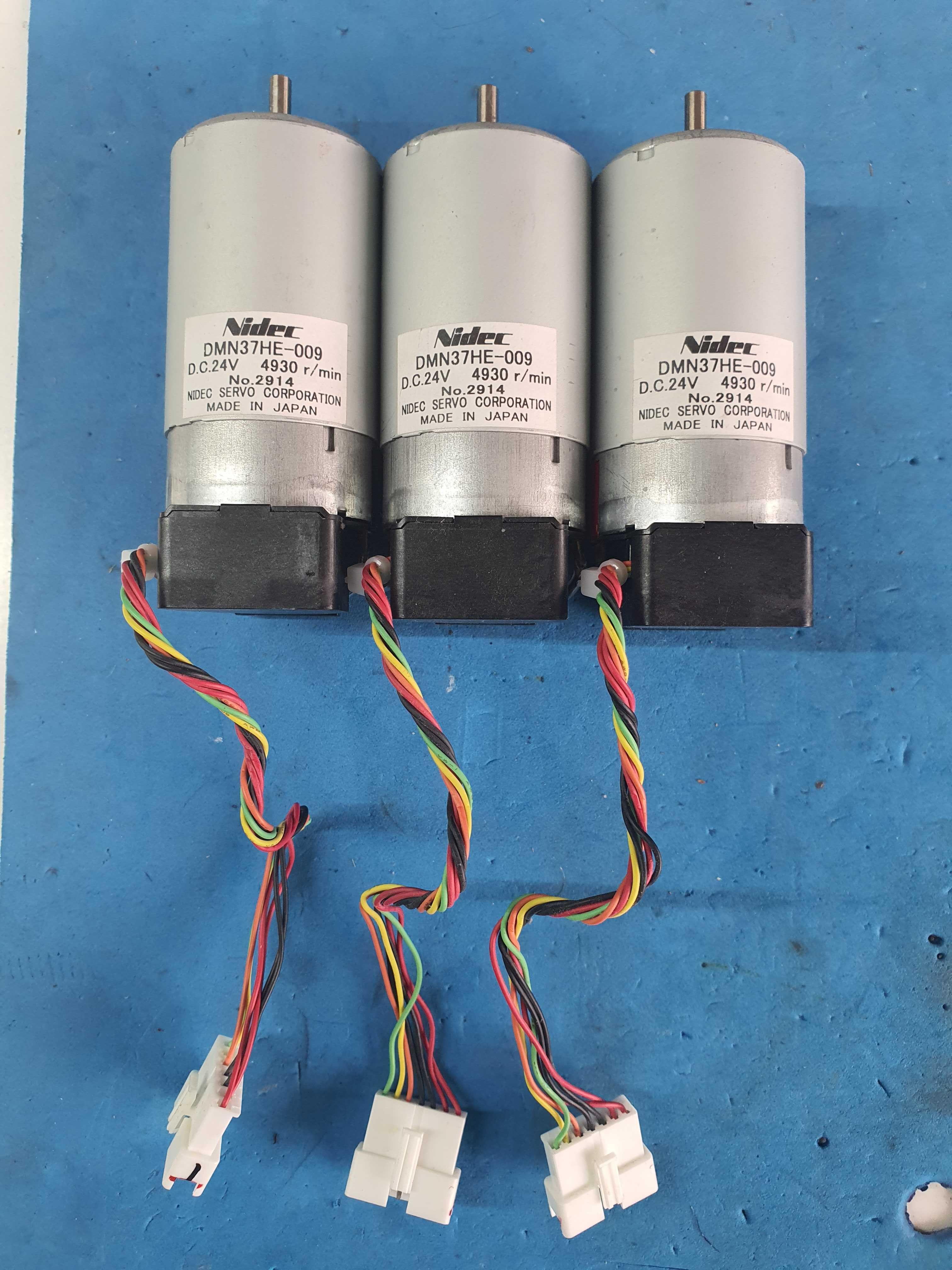 Motor Servo 24v 4390 rm