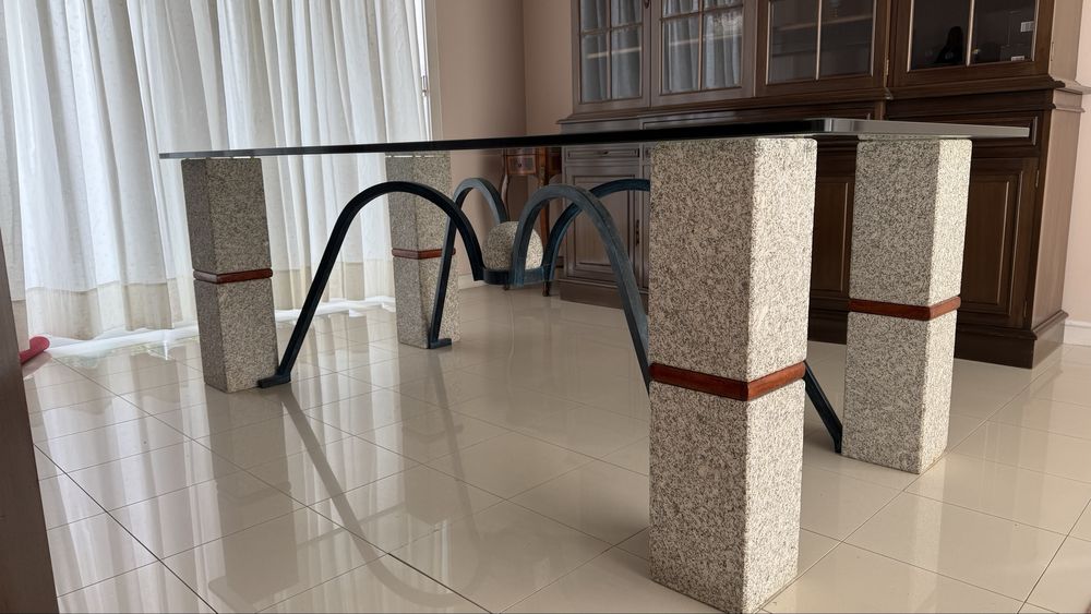 Mesa em vidro temperado