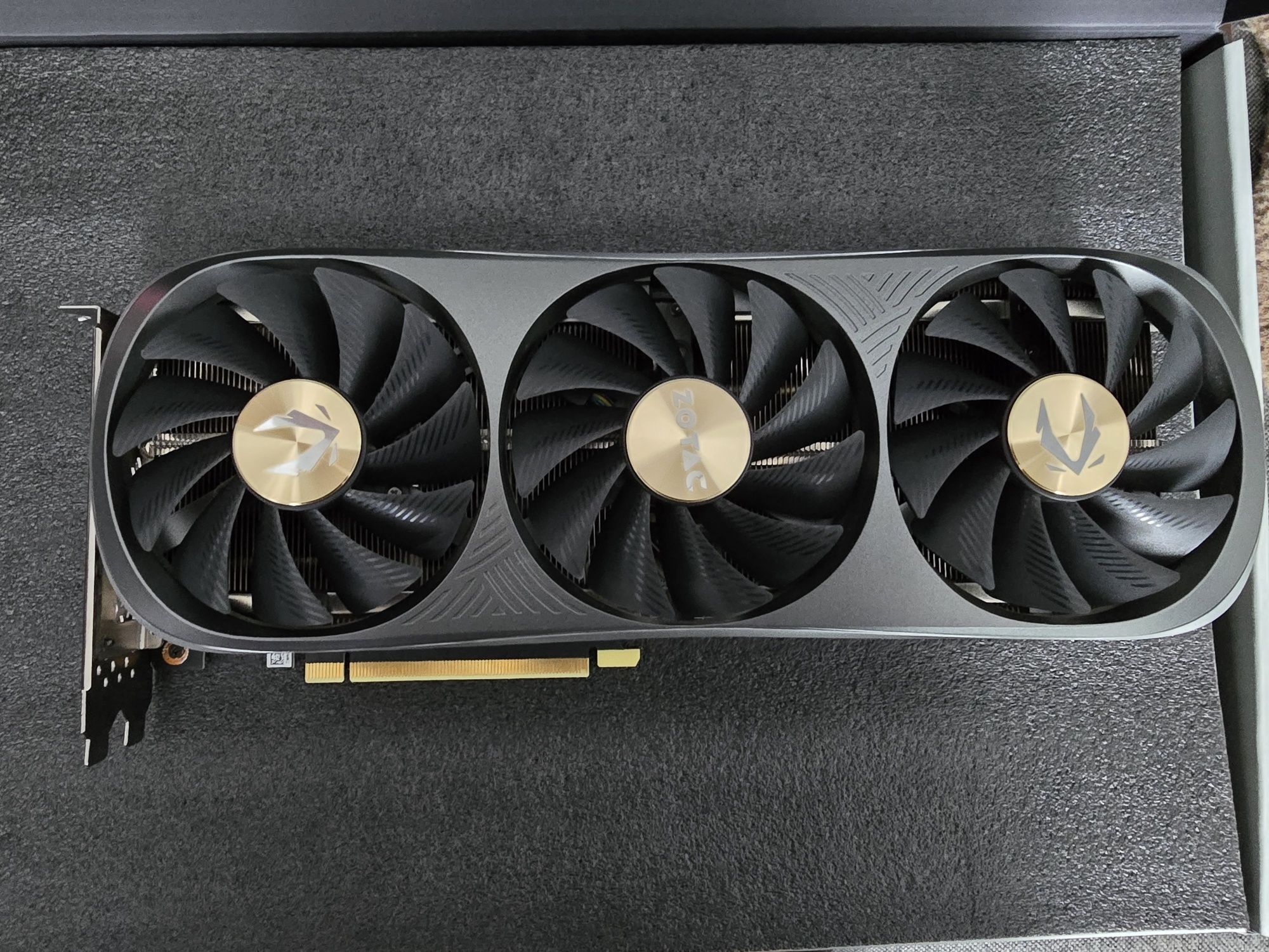 Rtx4070Ti Zotac 12GB OC