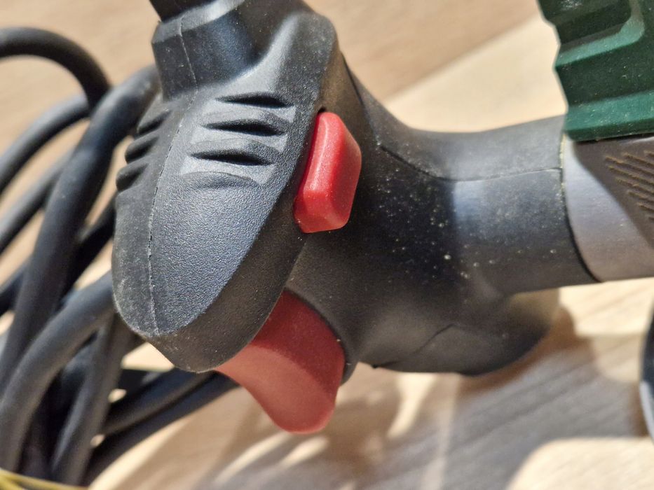 Frezarka parkside pof 1200 d3 urządzenie do obróbki drewna