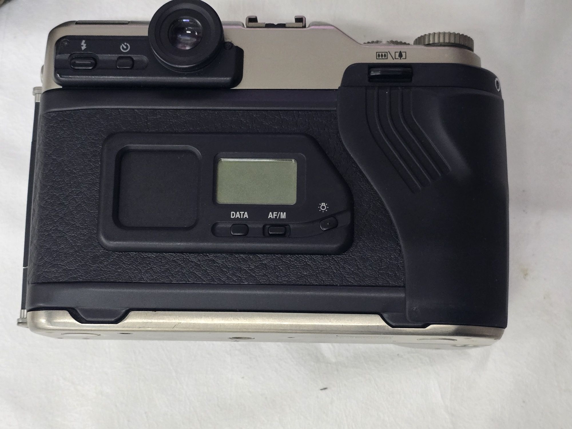 Fuji GA645zi Médio Formato analógico 6x4,5